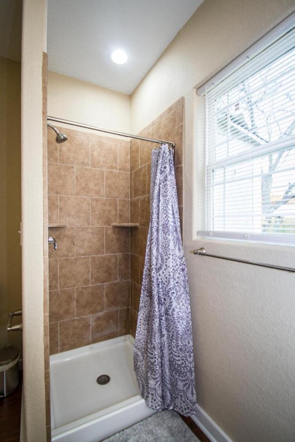דירות סן אנטוניו Hackberry St #A Renovated 2Br/2Ba Near Downtown מראה חיצוני תמונה
