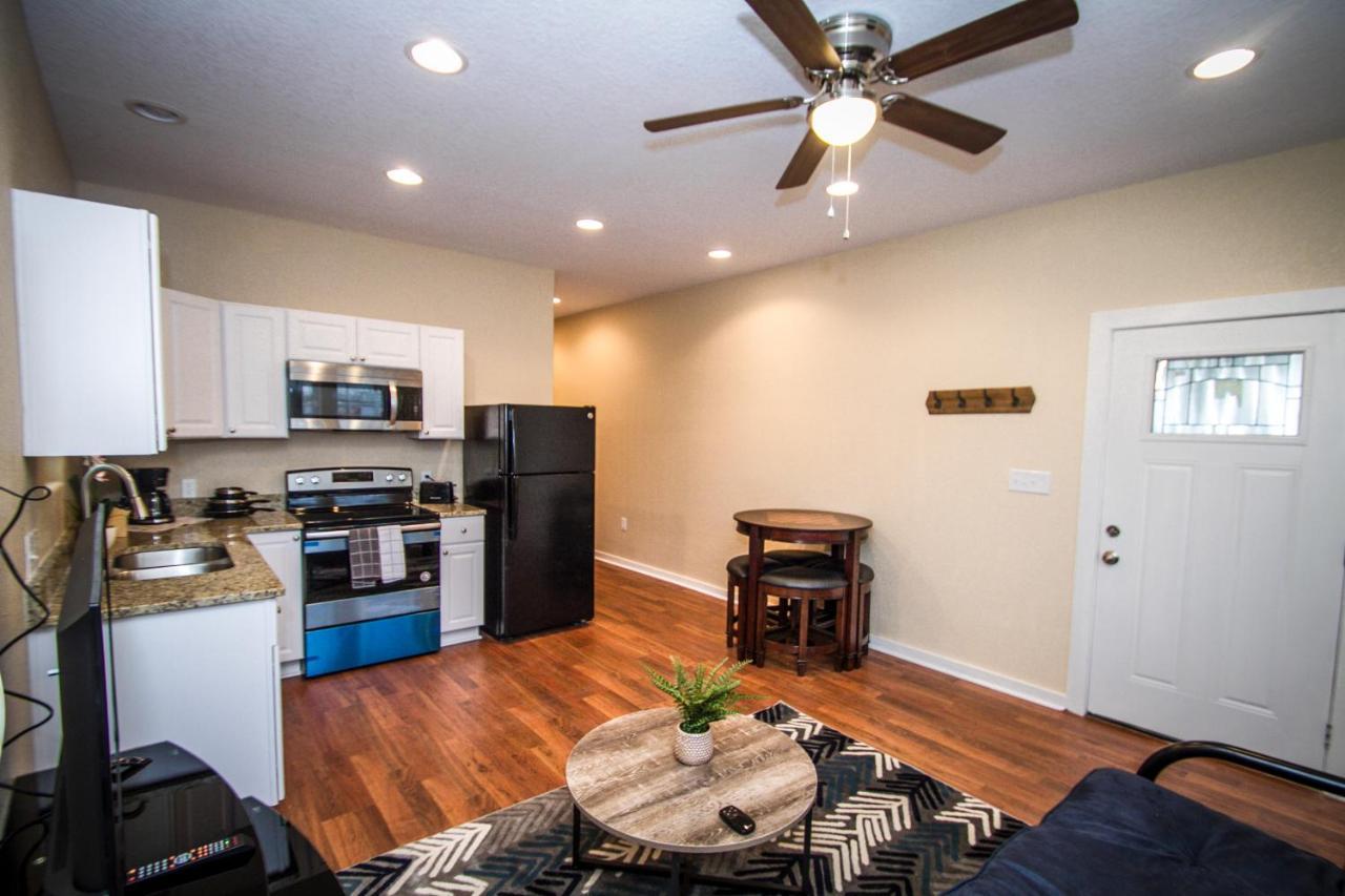 דירות סן אנטוניו Hackberry St #A Renovated 2Br/2Ba Near Downtown מראה חיצוני תמונה